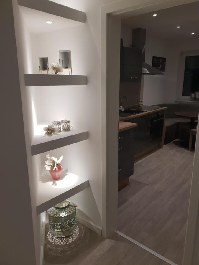 Ferienwohnung Mit Jacuzzi Naehe Flughafen Koeln Bonn Troisdorf Buitenkant foto